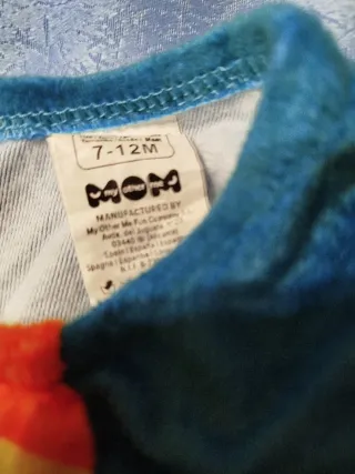 Disfraz de dinosaurio bebé