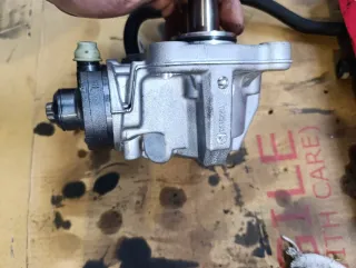 Bomba combustible Bosch 4050