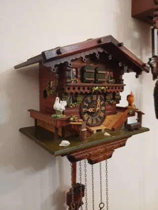 Orologio a cucù in legno