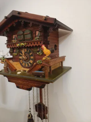 Orologio a cucù in legno