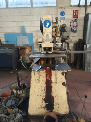 Geka Multicrop Punzones Redondos Cuadrados