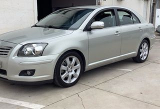 TOYOTA AVENSIS Executive 2007 188.000km Etiqueta C