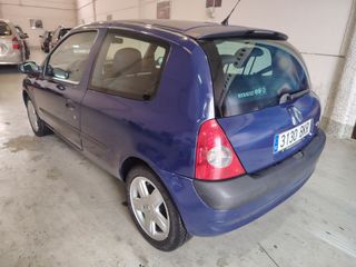 Renault Clio 2001