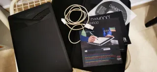 Tableta Gráfica Wacom Bamboo CTL-470 con su funda