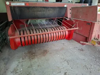 Empacadora Massey Ferguson 124