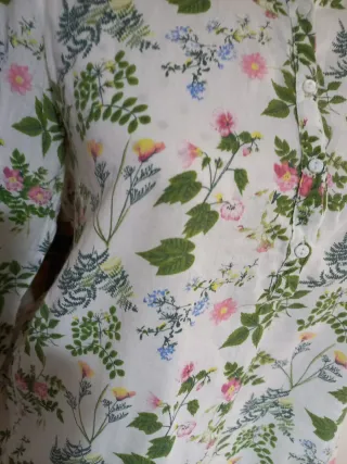 Blusa floral manga larga mujer