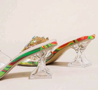 Sandalias elegantes pedrería multicolor