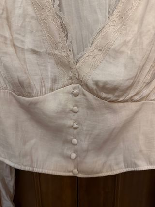 Blusa Stradivarius Beige Manga Larga