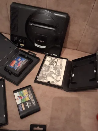 Consola Sega Mega Drive + 5 Juegos
