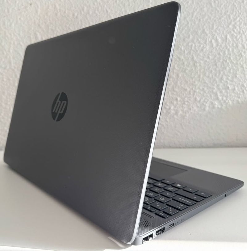 HP 250 G9 CORE I5 DOCEAVA GENERACION DISCO 512GB afbeelding 3