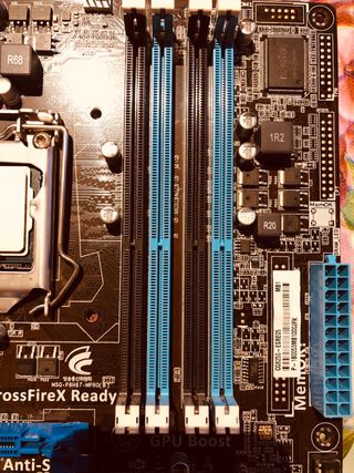 Placa Base ASUS P8H67-M PRO con CPU i3 2120