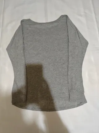 Camiseta Nike mujer gris y naranja