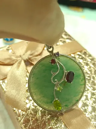 Colgante Plata y Jade con Piedras