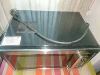 Microondas Balay con Grill. Y marco para integrar.