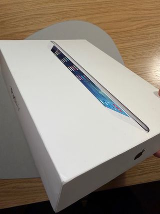 iPad Air 16GB WiFi+Celular Plata