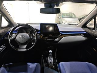 Toyota C-HR Híbrido Automático