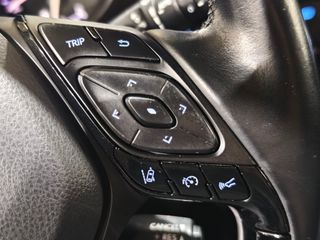 Toyota C-HR Híbrido Automático