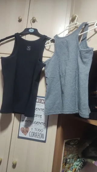 Pack 2 Camisetas Tirantes Domyos (Gris y Negra)