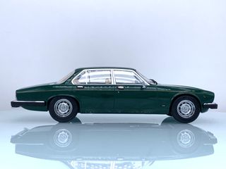 1:18 Jaguar XJ Series 3 1979 Verde Oscuro Modelcar