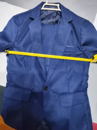 Traje hombre o niño azul ajustado Talla XS .