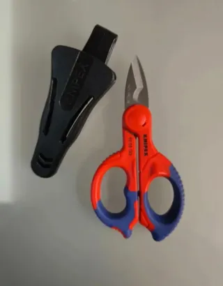 Tijeras Knipex con funda