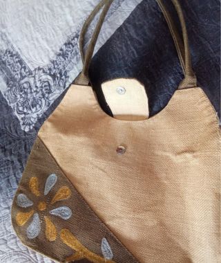 Borsa estiva beige e marrone