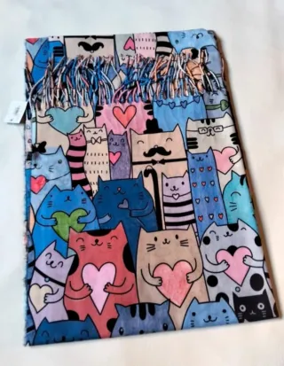 Bufanda gatitos lana viscosa flecos