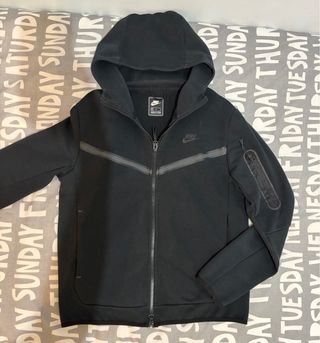 Chaqueta Nike Tech Negra