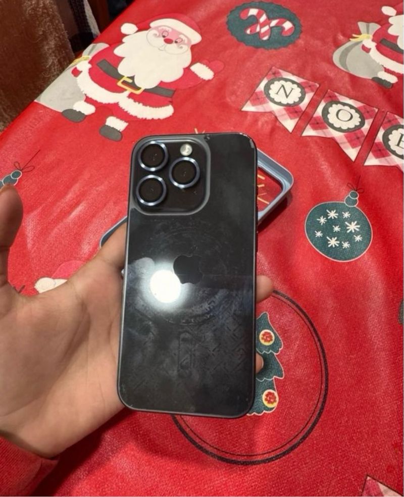 iPhone 15 Pro 256GB Gris - Pantalla Fisurada afbeelding 4