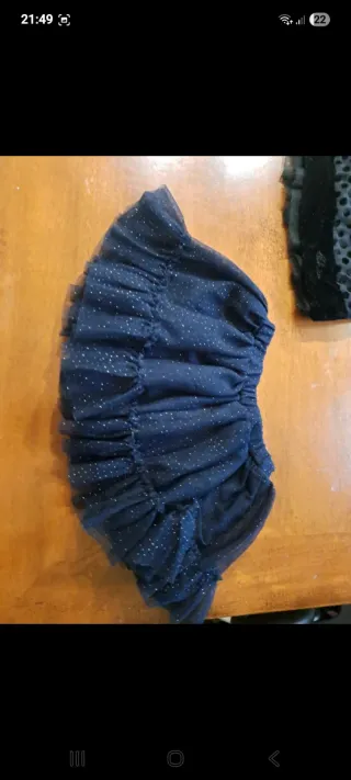 Vestiti bambina: 4 completi Un vestito e una gonna