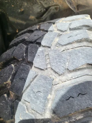 4 llantas + 4 neumaticos