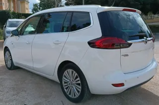 Opel Zafira Tourer 2016