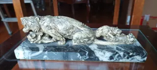 Figura de quimera en mármol