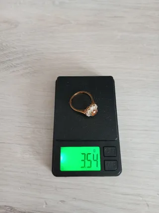 Anello oro con pietra arancione