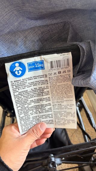 Cochecito de bebé azul