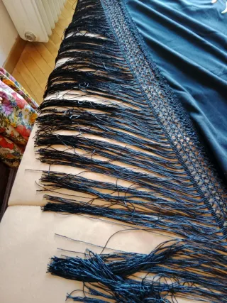 Mantón de Manila bordado 1.50x1.50 cm