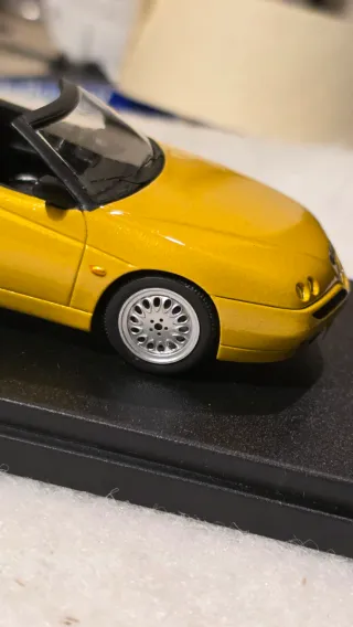 Modellino Alfa Romeo GTV Spider 1/43
