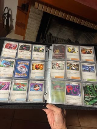 Colección coreana Destined Rivals Pokémon