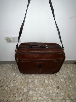 Maleta de cuero Nobuck