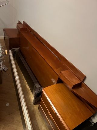 Mesillas y cabecero de madera