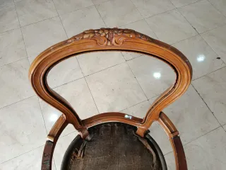 Sillas de madera con tapicería 6 con 300€