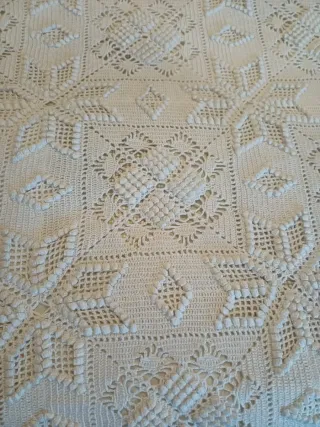 Colcha crochet blanca 245×340 cm Almohada 50×50 cm
