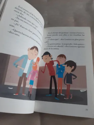 EL LIBRO INVISIBLE, de Santiago García-Clairac.