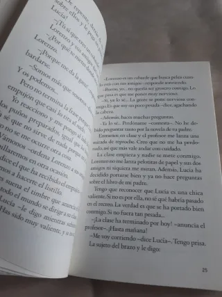 EL LIBRO INVISIBLE, de Santiago García-Clairac.