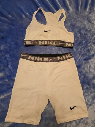 Conjunto deportivo  mujer blanco