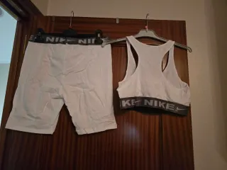 Conjunto deportivo  mujer blanco
