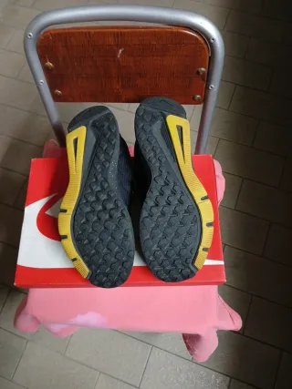 Scarpe Nike Running Uomo Nero/Giallo numero 43