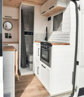 Peugeot Boxer camperizacion completa