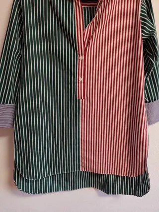 Camisa de chica talla S oversize de zara.