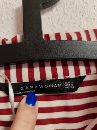 Camisa de chica talla S oversize de zara.